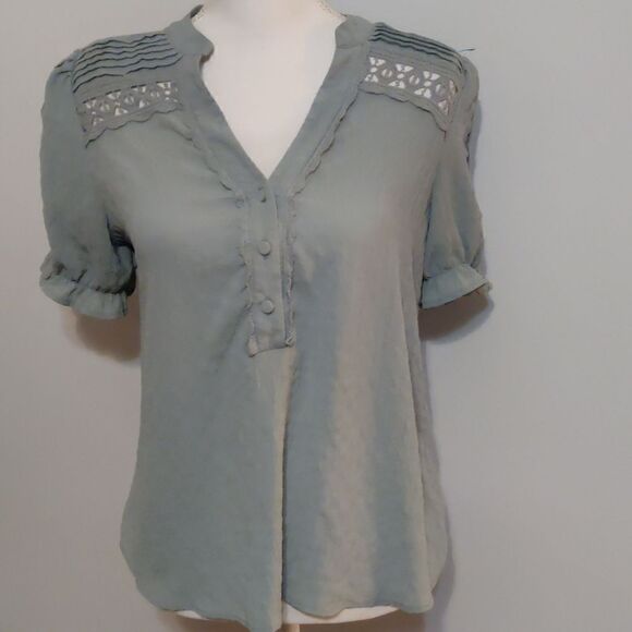 Mine Short Sleeve Lace Detail Shirt - Picture 1 of 8